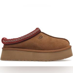 UGG size 7 Tazz Slipper